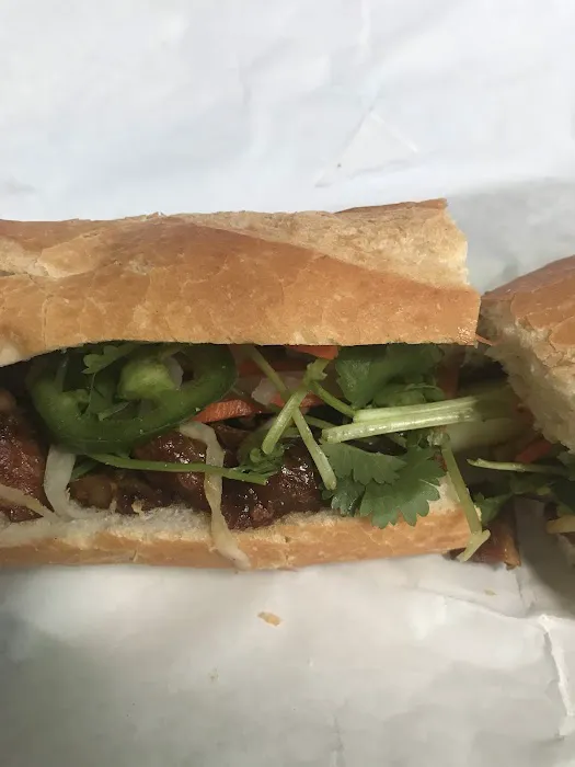 Annam Pho & Sandwiches 10
