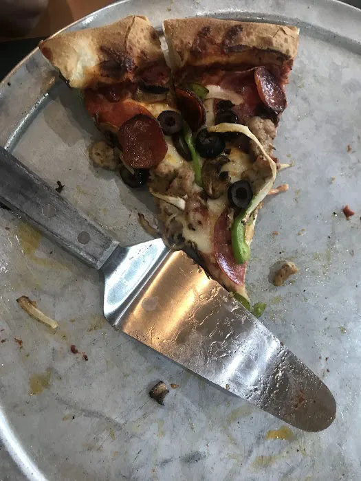 Round Table Pizza 2