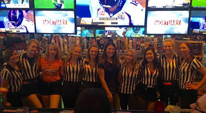 Rookies Sports Bar 8
