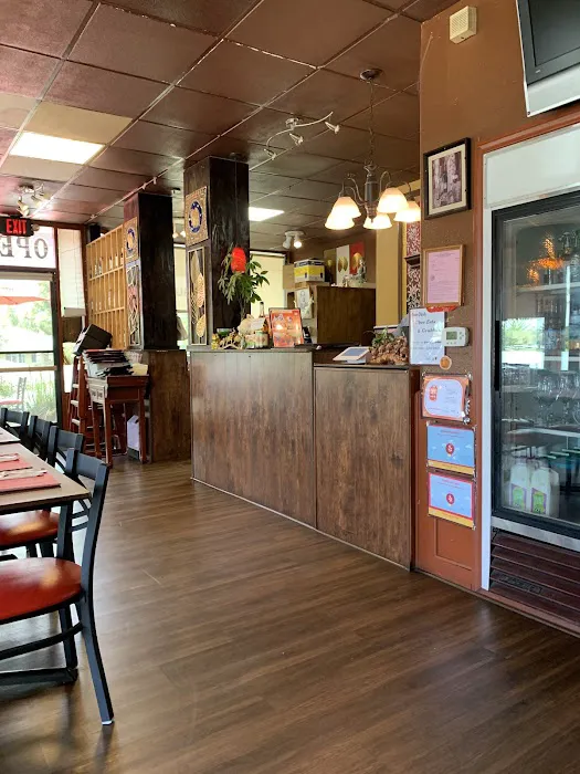 Lur Ros Thai Kitchen 3
