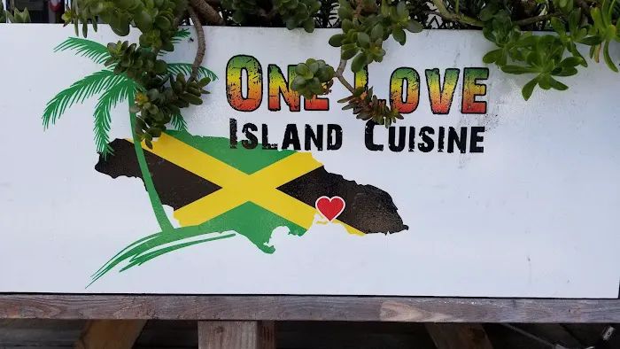 One Love Island Cuisine 5