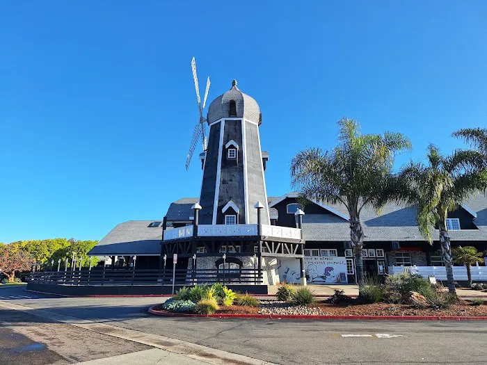 Windmill Food Hall 9