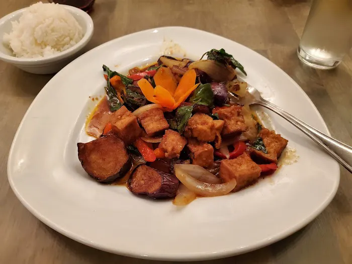 Thai Society Restaurant 7