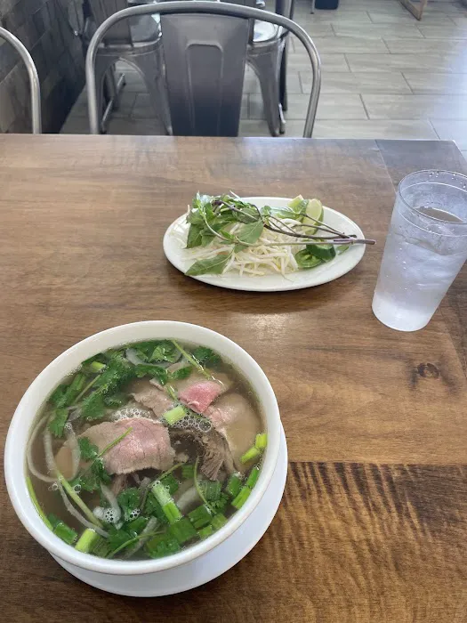 Pho Bowl and Grill 3