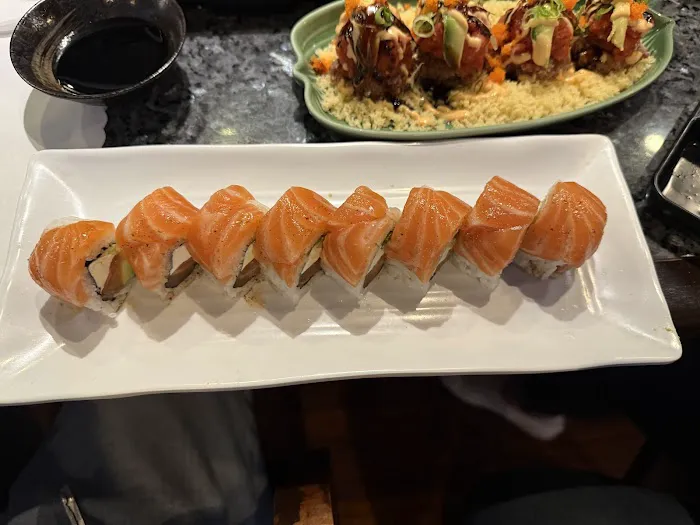 KAMPAI SUSHI 6