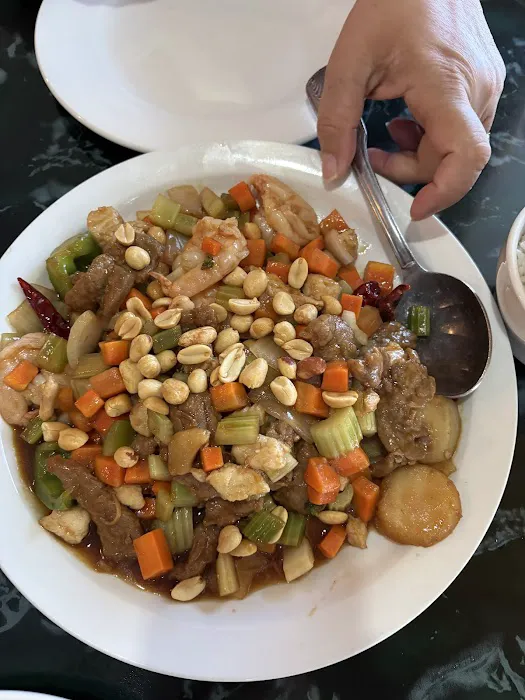 Hong Kong Chinese Restaurant 4