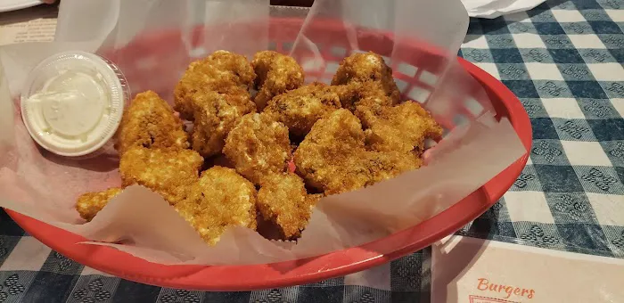 Mojo's Sports Grille 4