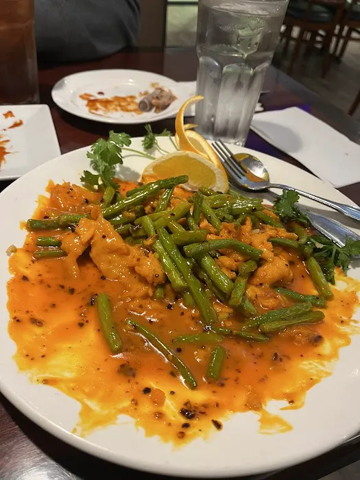 Lin's China Diner 10