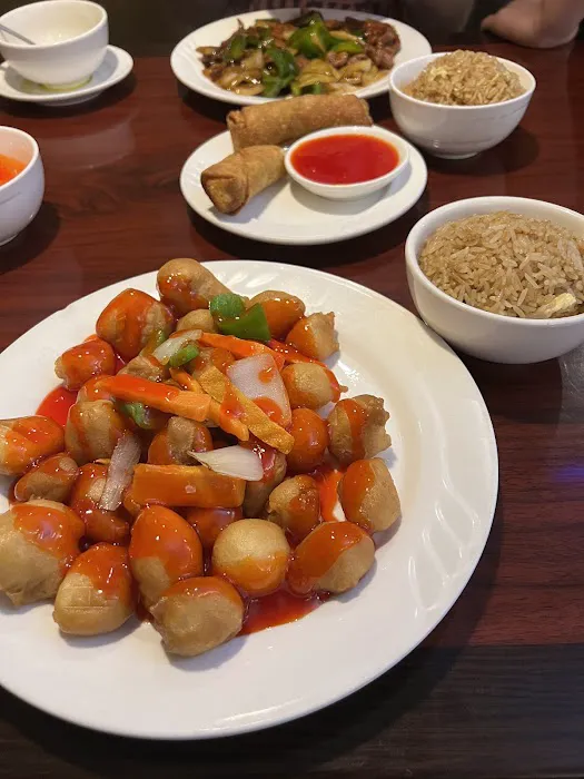 Lin's China Diner 6