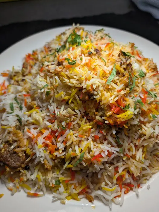 Wok & Karahi - Halal Chinese IndoPak 3