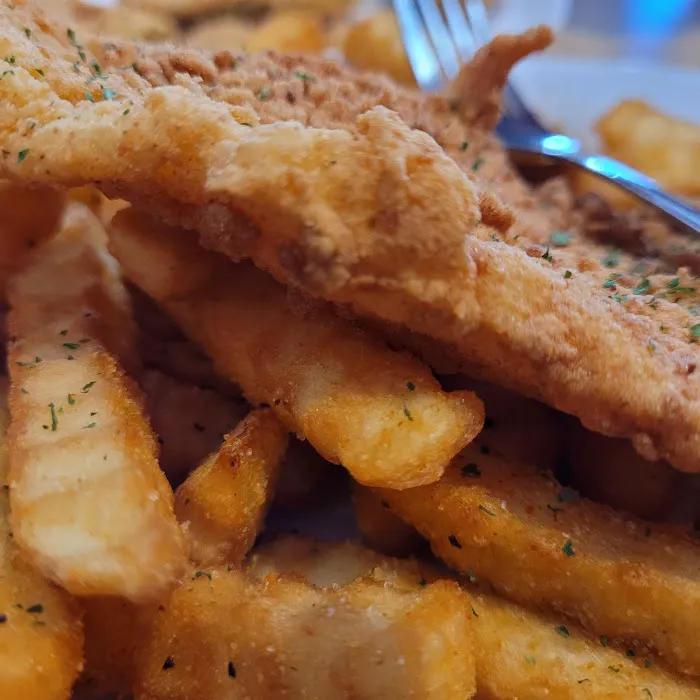 Hank's Famous Cajun Crawfish 9