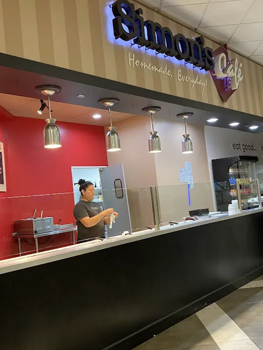 Simon's Café 3