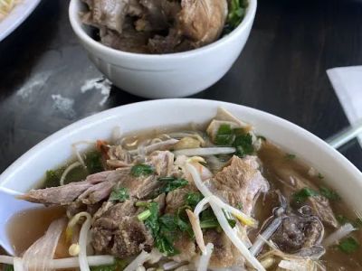 Phanh Ky Asian Noodle House 0