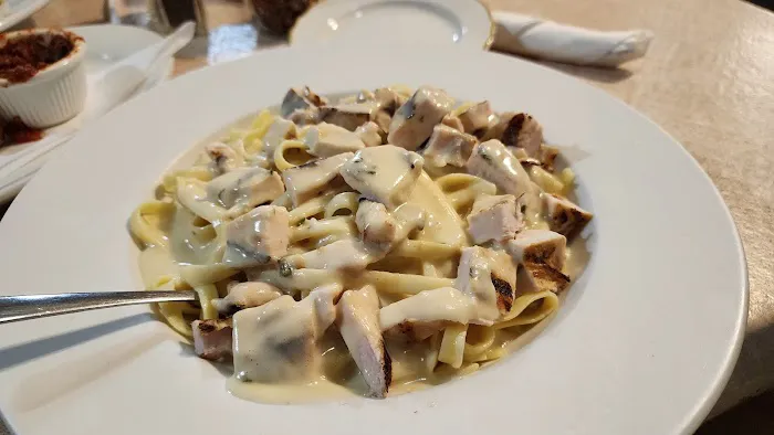 Pizzini's Italian Restaurant 5