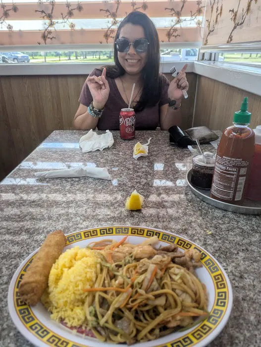 Ahloo Chinese Cafe 6