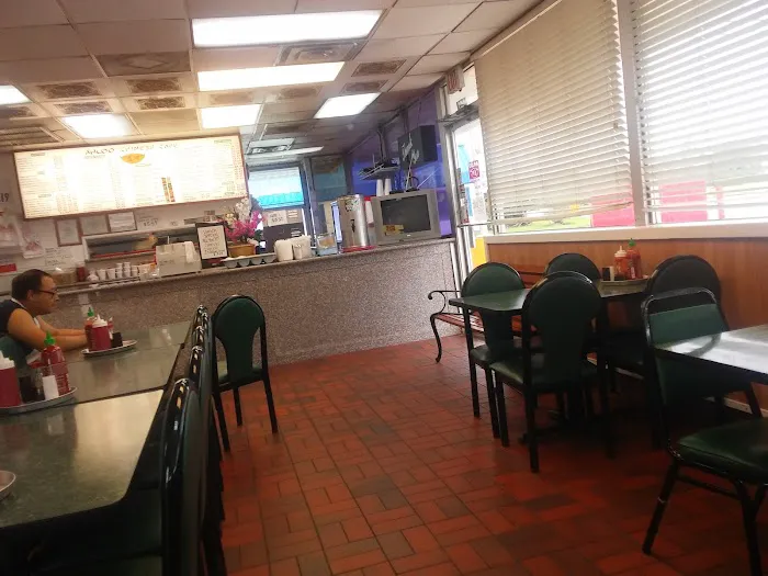 Ahloo Chinese Cafe 8