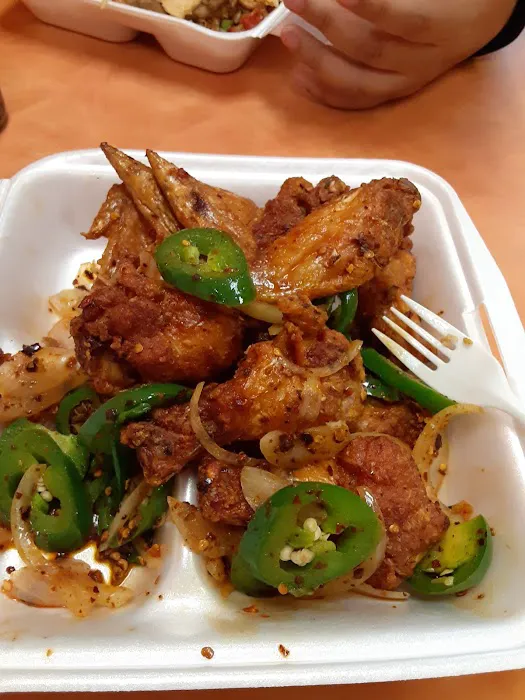 Elin Asian Bistro & Ramen 8