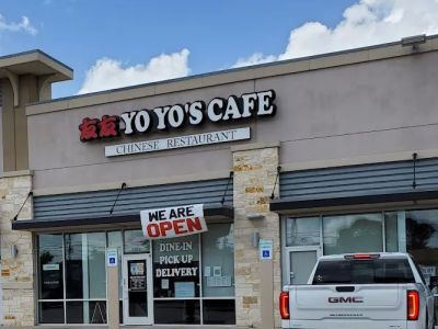 Yo Yo's Cafe 0