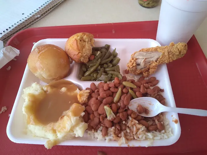 Hartz Chicken Buffet 1