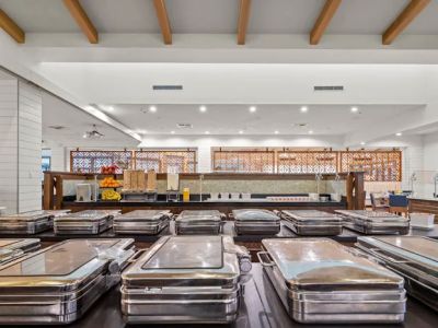 Sandcastles Restaurant & Lounge 0