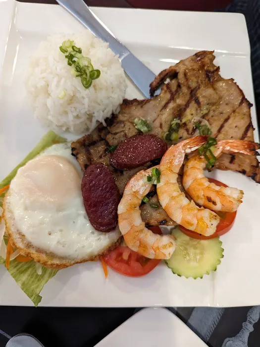 V Pho Vietnamese Cuisine 10