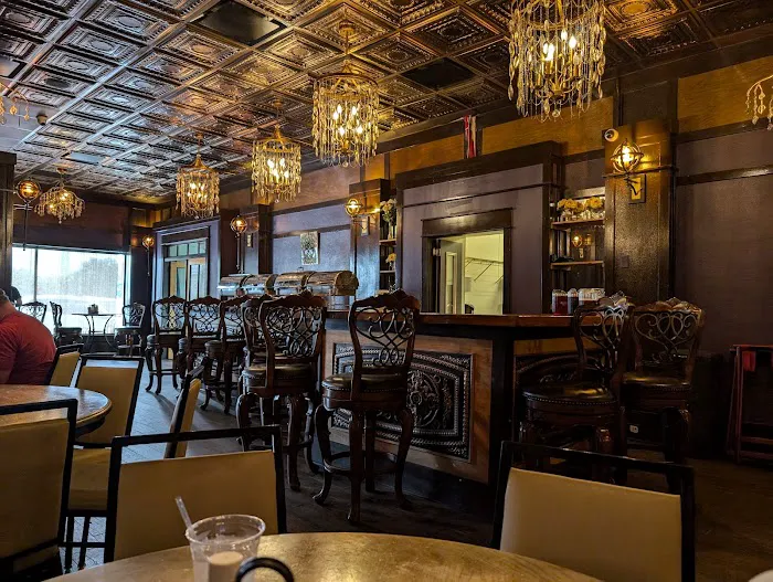 Cafe Nola Defuniak 3