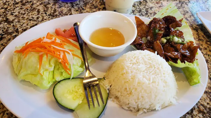 Pho Pier 77 10