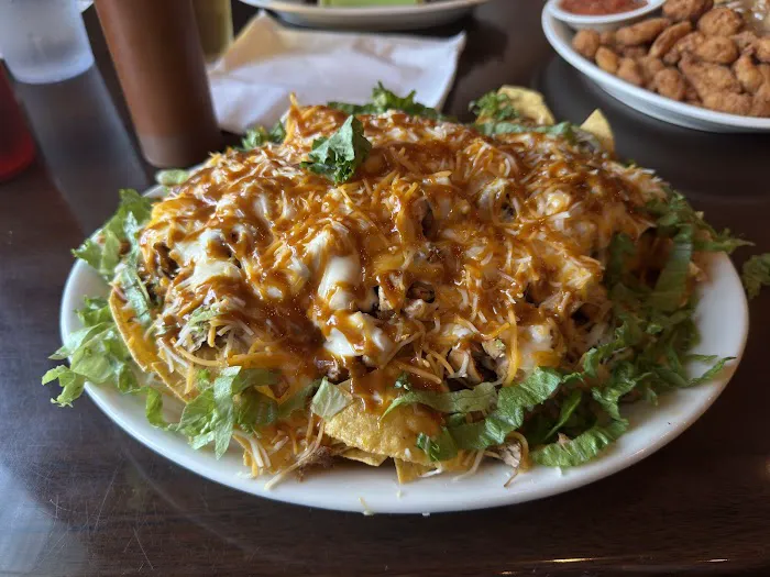 Salty Sue's Restaurant 3