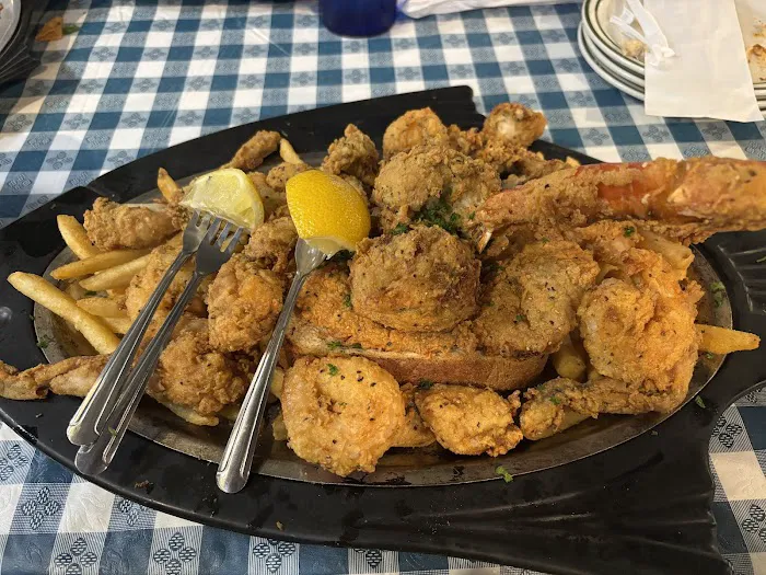 Dirty Dick's Crab House - Panama City Beach, Florida 1