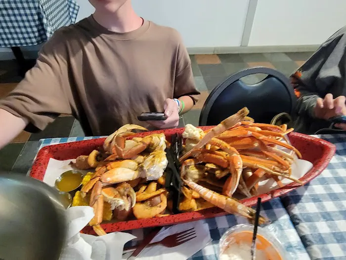 Dirty Dick's Crab House - Panama City Beach, Florida 4