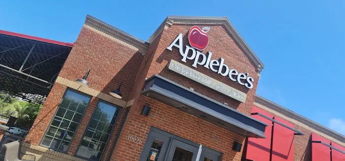 Applebee's Grill + Bar 3