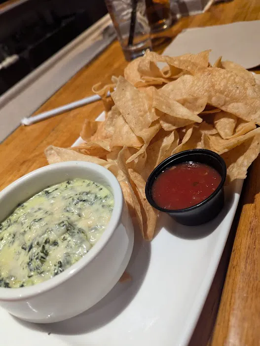 Applebee's Grill + Bar 10