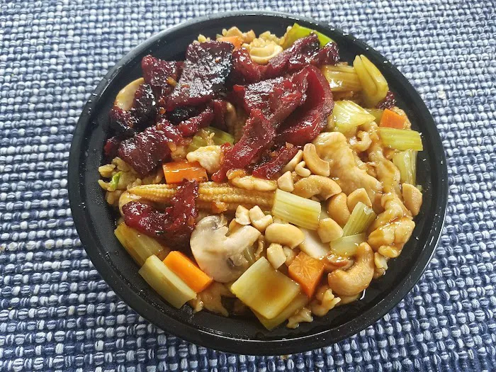 Golden Wok 9