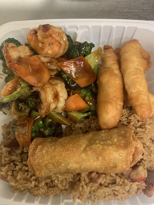 New Golden Dragon Island Restaurant 9
