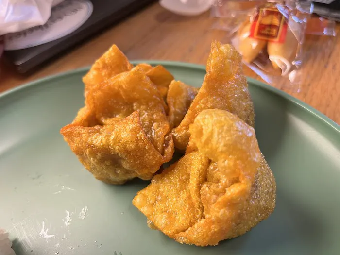 Momo Palace 2