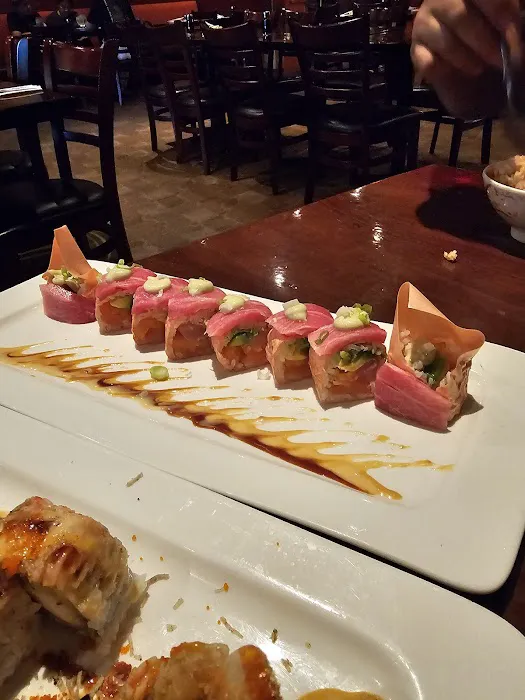 Feng Asian Bistro & Hibachi 7