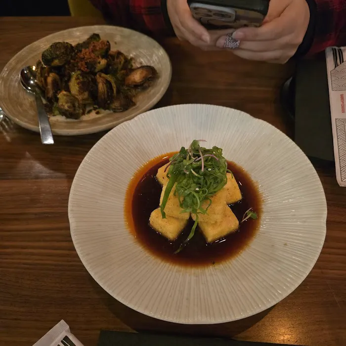 Chashu Ramen + Izakaya 4