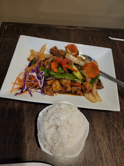 Basil n' Spice Thai Cuisine 2