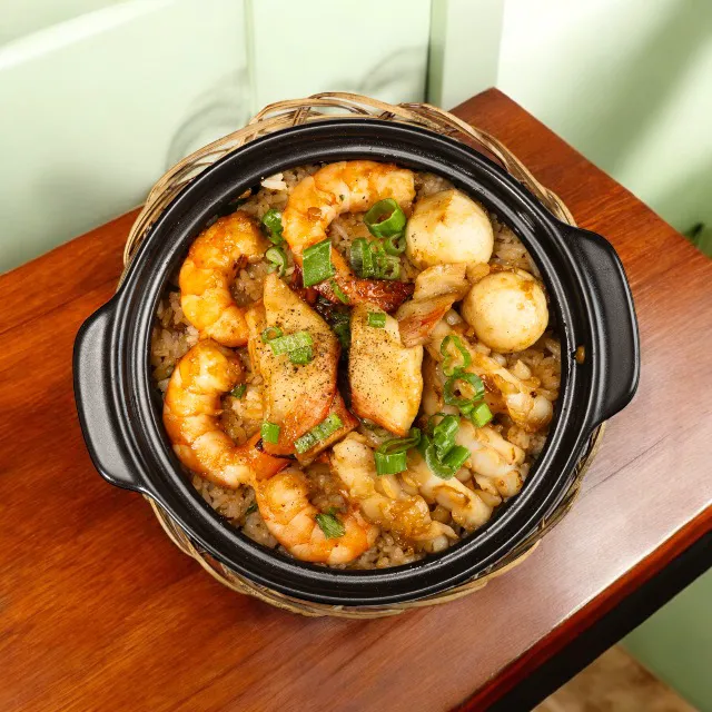 SAIGON RESTAURANT 5