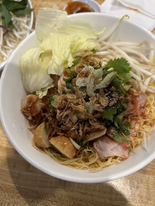 Hien Vuong Restaurant 9