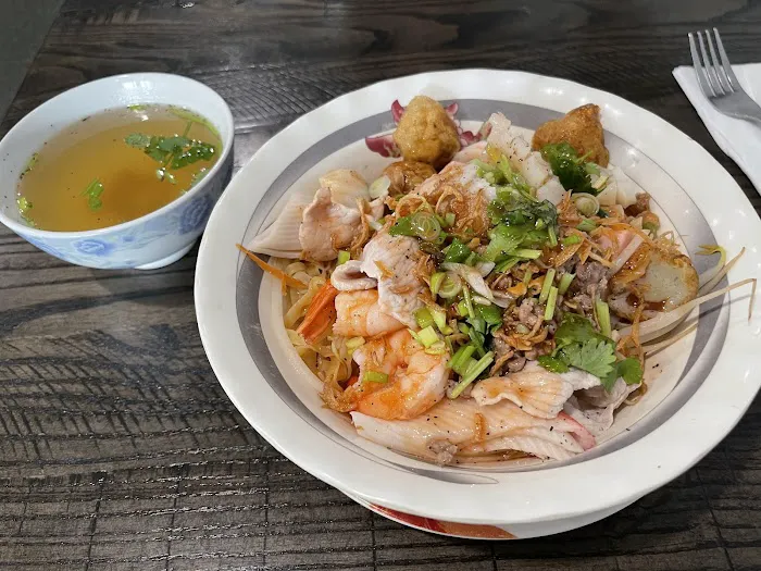 Dalat Restaurant 5