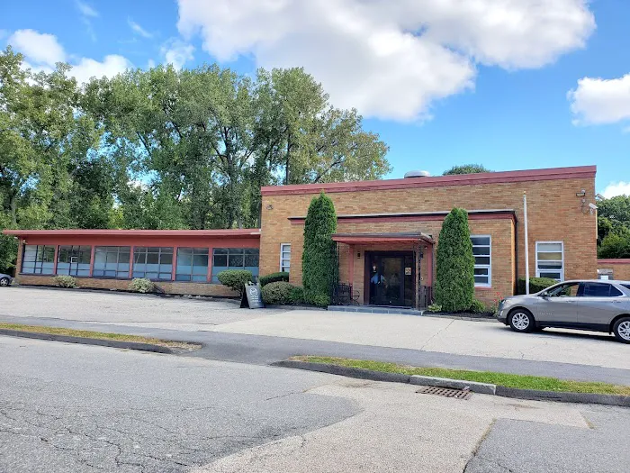 Chani’s Kosher Deli 3