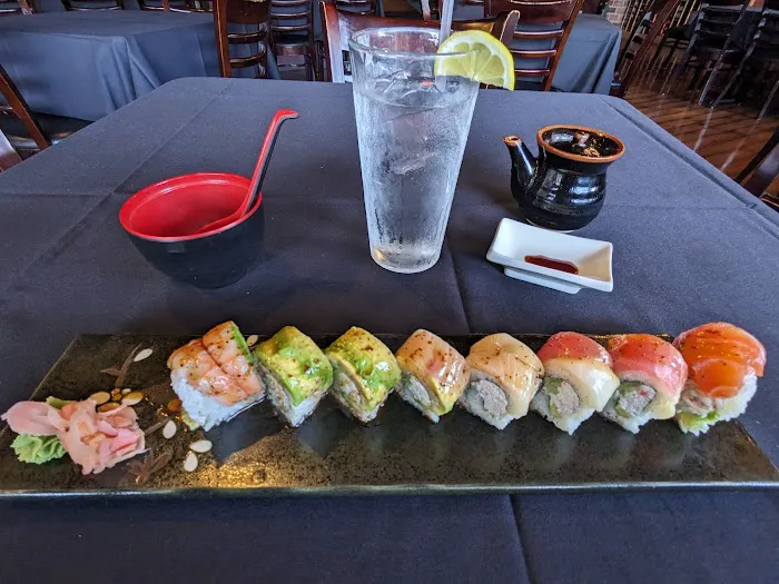 Yummi sushi and grill 4