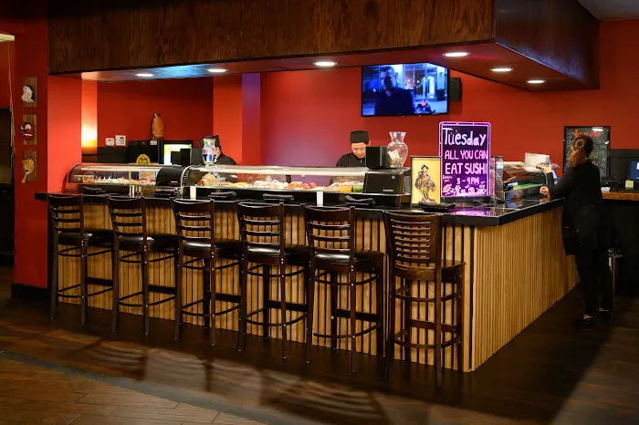 Yummi sushi and grill 7