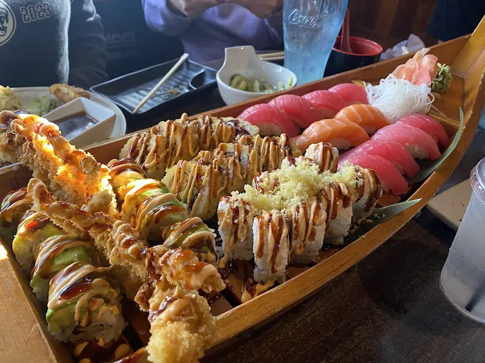 Yummi sushi and grill 9