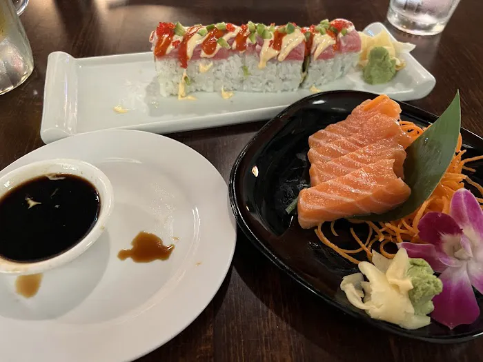 Thai Kitchen & Sushi Bar 3
