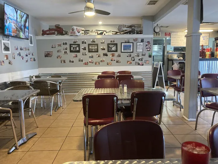 Chuck's Bar & Grill 4