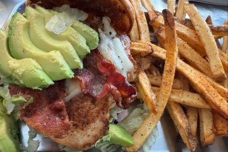 Chuck's Bar & Grill