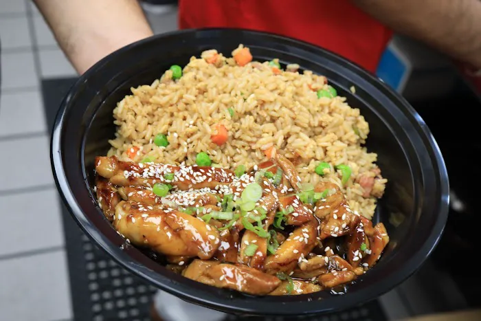 Dragon Bowl Latin-Asian Cuisine 17