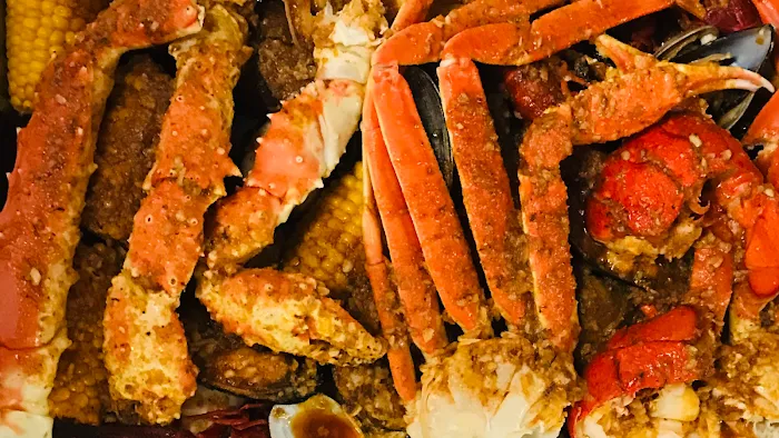 SAT Asian Seafood Restaurant & Bar Main Store 9
